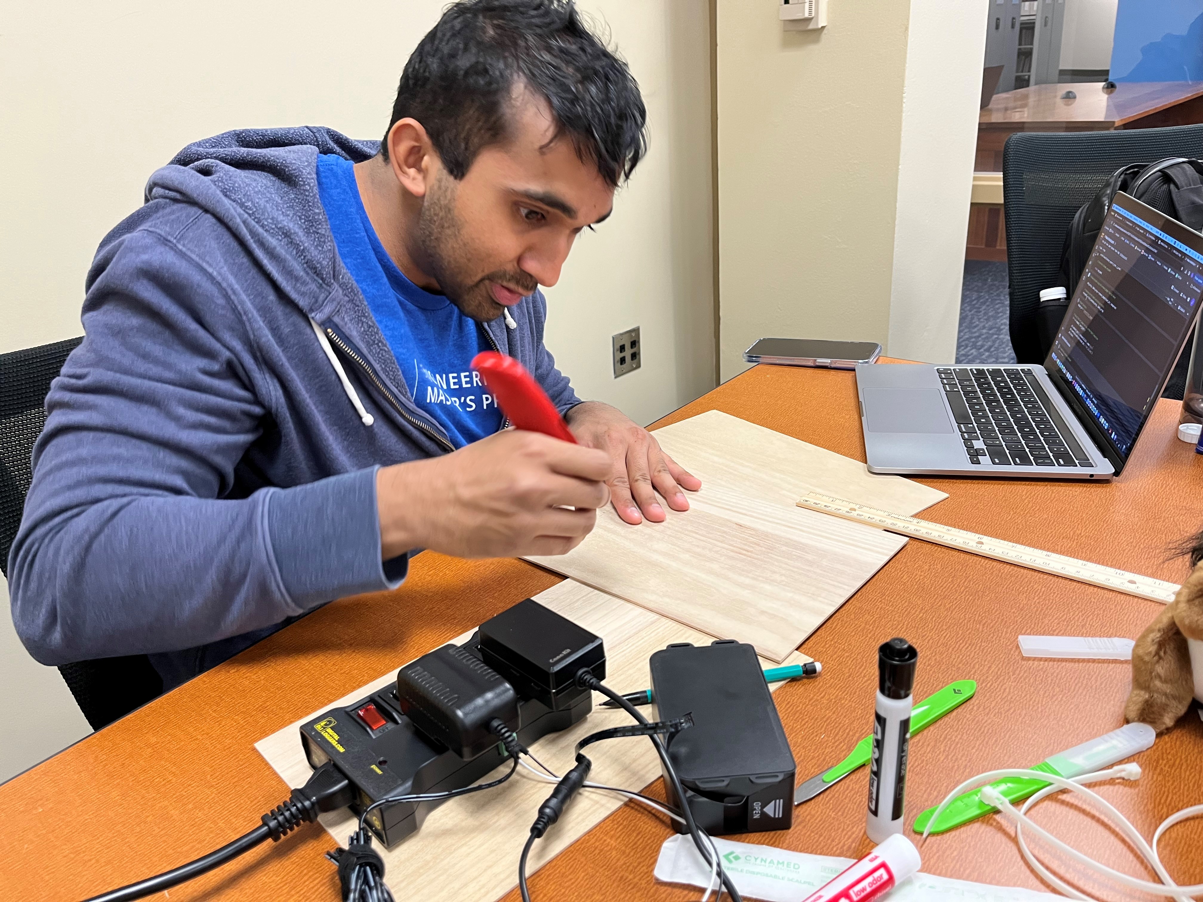 Jay Hard at Work alt text